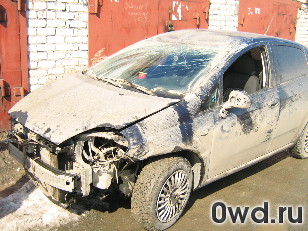 Битый автомобиль FIAT Grande Punto