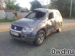 Битый автомобиль Suzuki Grand Vitara