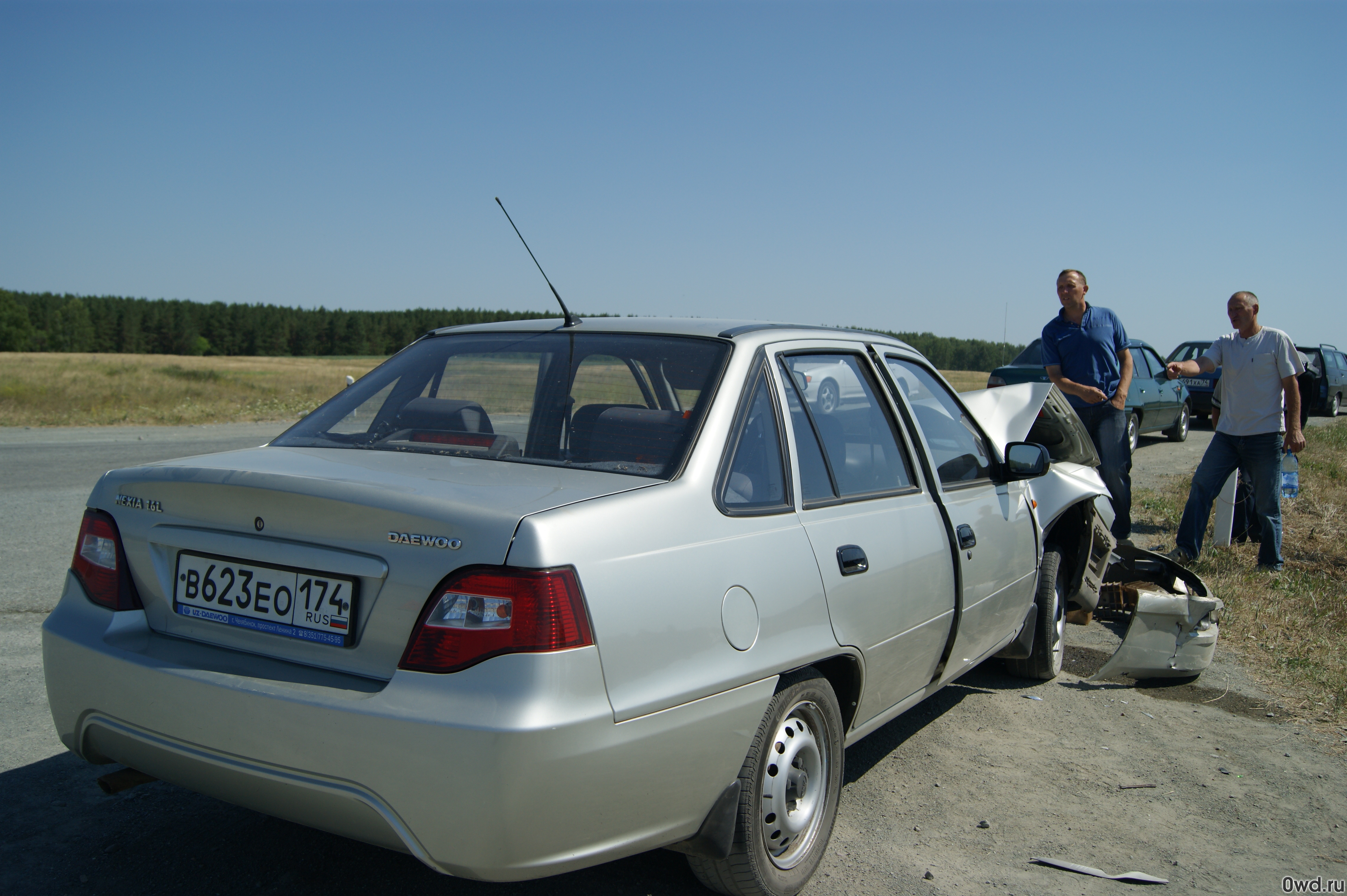 Битый автомобиль Daewoo Nexia (2008) в Челябинске